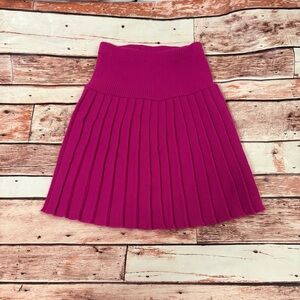 Vintage Chic Magenta Pleated Kids Skirt 14/16